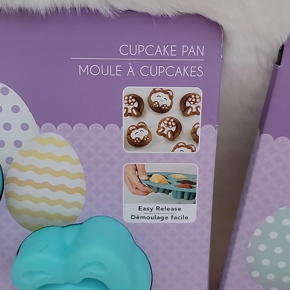Easter Silicone Cupcake Pans Bunnies And Chicks
